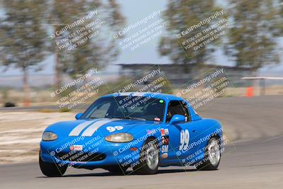 media/May-01-2022-CalClub SCCA (Sun) [[03a481c204]]/Group 5/Qualifying (I5)/